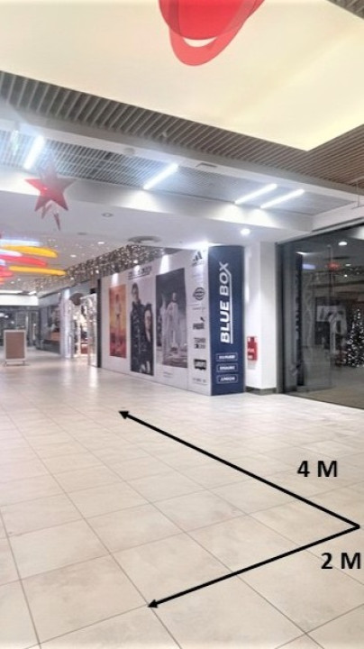 Photo 1 de l'emplacement 11 du centre commercial Centre Carrefour Bourges - Face Blue Box
