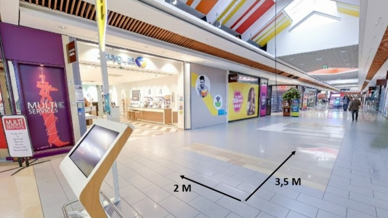 Photo 1 de l'emplacement 2 du centre commercial Centre Carrefour Vaulx-en-Velin - Face WE AUDITION BOUYGUES TELECOM