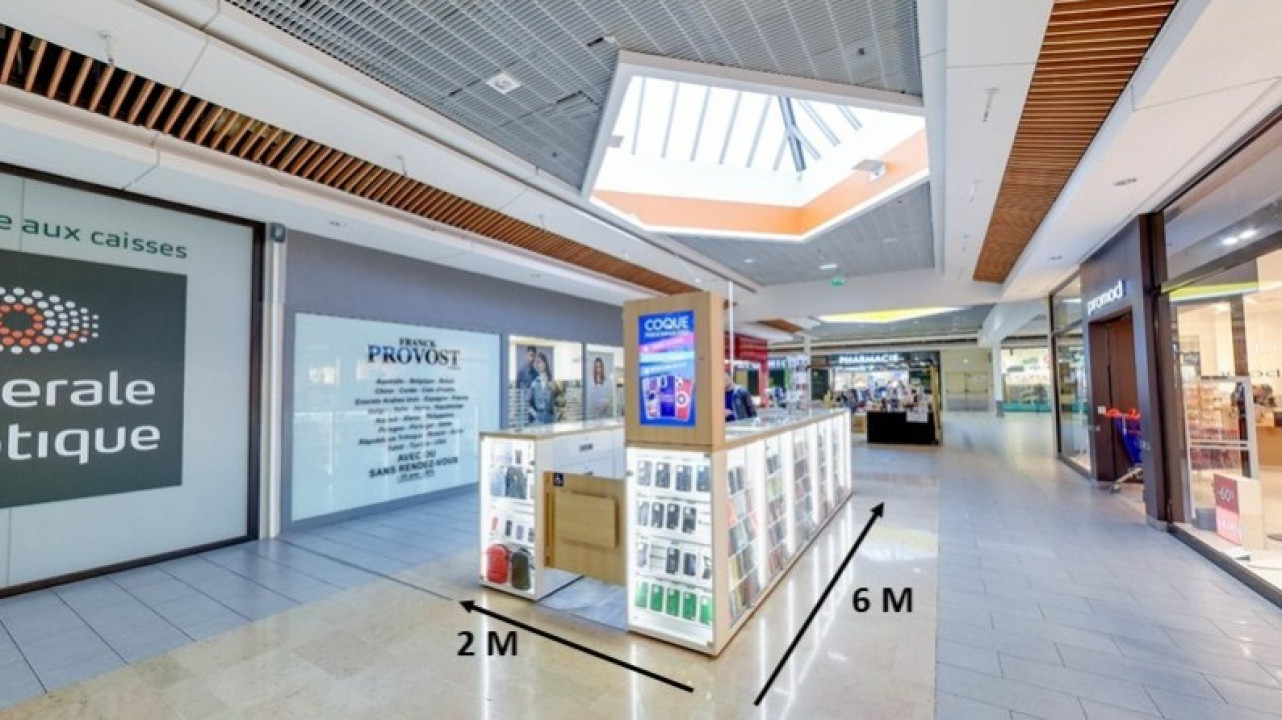 Photo 1 de l'emplacement 11 du centre commercial Centre Carrefour Vaulx-en-Velin - Face Franck Provost