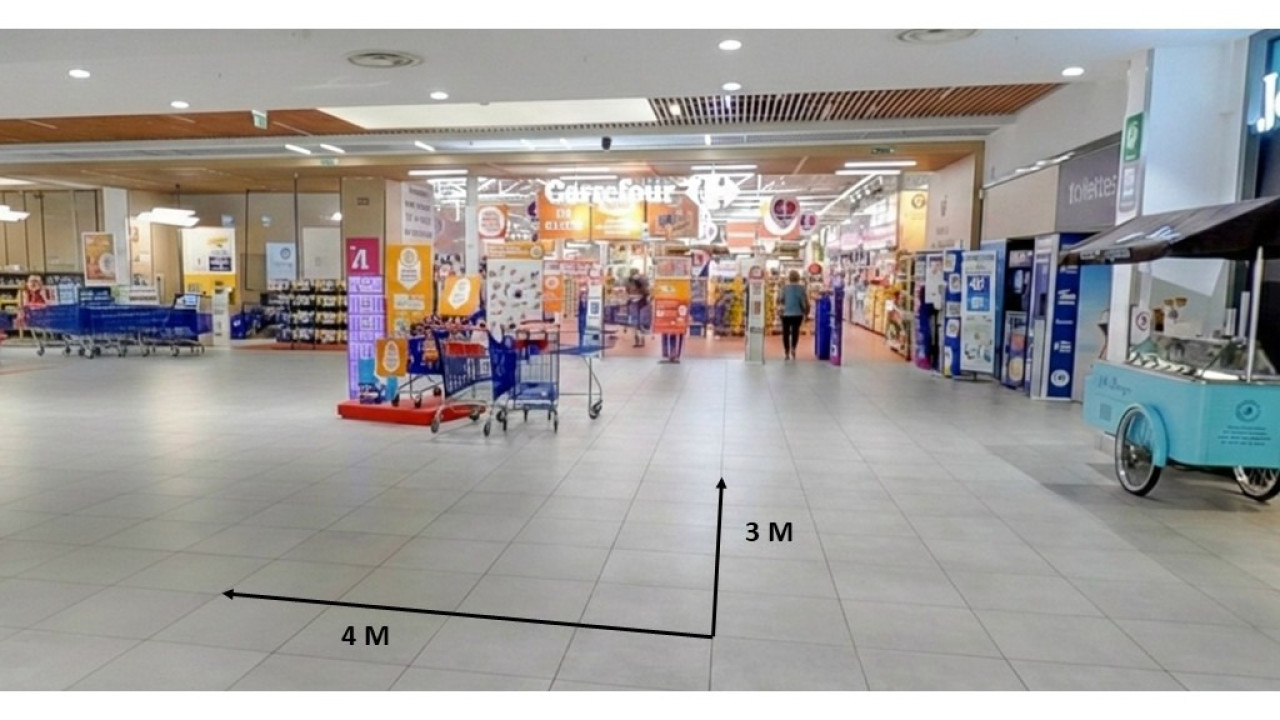 Photo 1 de l'emplacement 4 du centre commercial Centre Carrefour Bourges - Ex bail-co en attente de recomm'