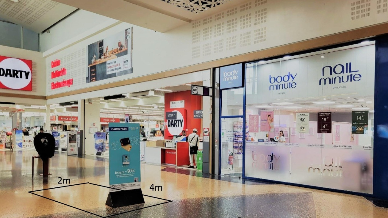 Photo 1 de l'emplacement 1 du centre commercial Centre Carrefour Bay 2 - Face Darty