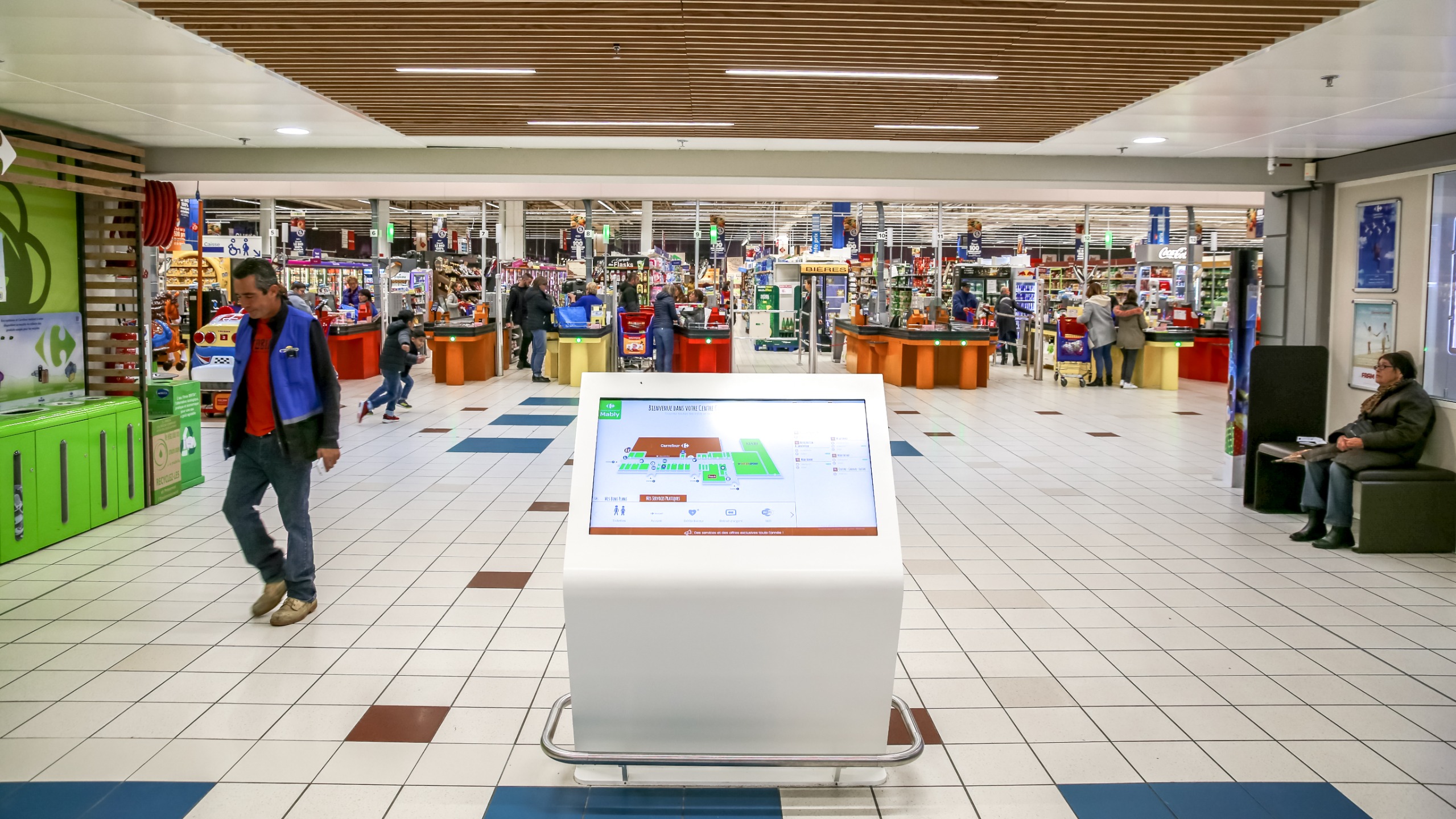 Photo 4 du centre commercial Centre Carrefour Roanne Mably