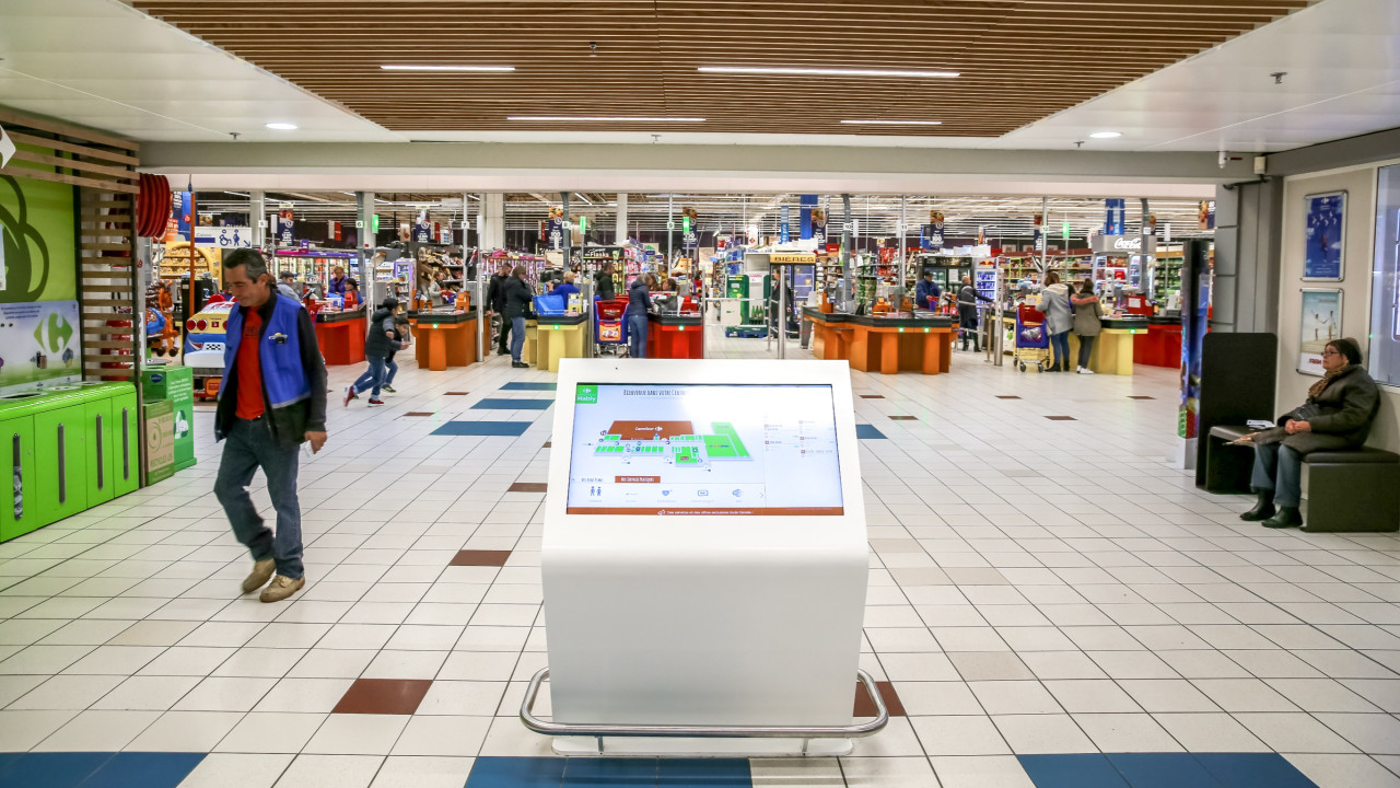 Photo 4 du centre commercial Centre Carrefour Roanne Mably