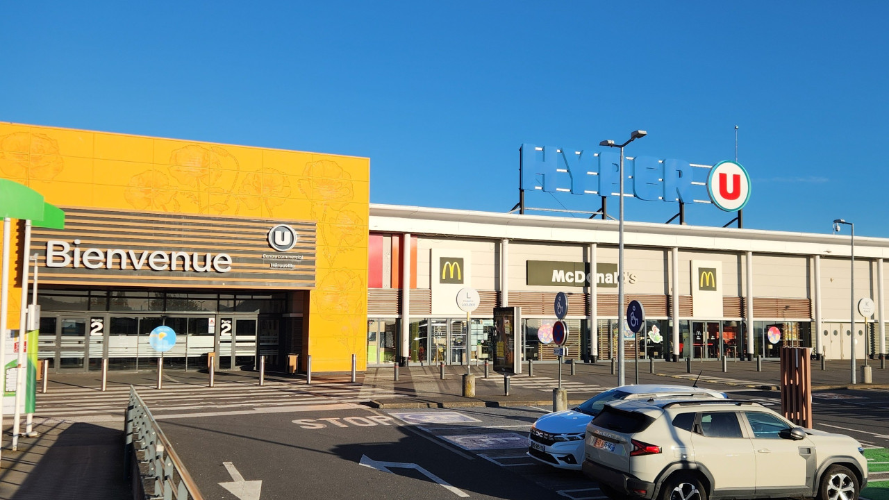 Photo 1 du centre commercial Centre Hyper U Hérouville Saint-Clair